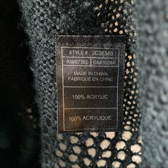 Soft Black Poncho - Picture 5 of 5